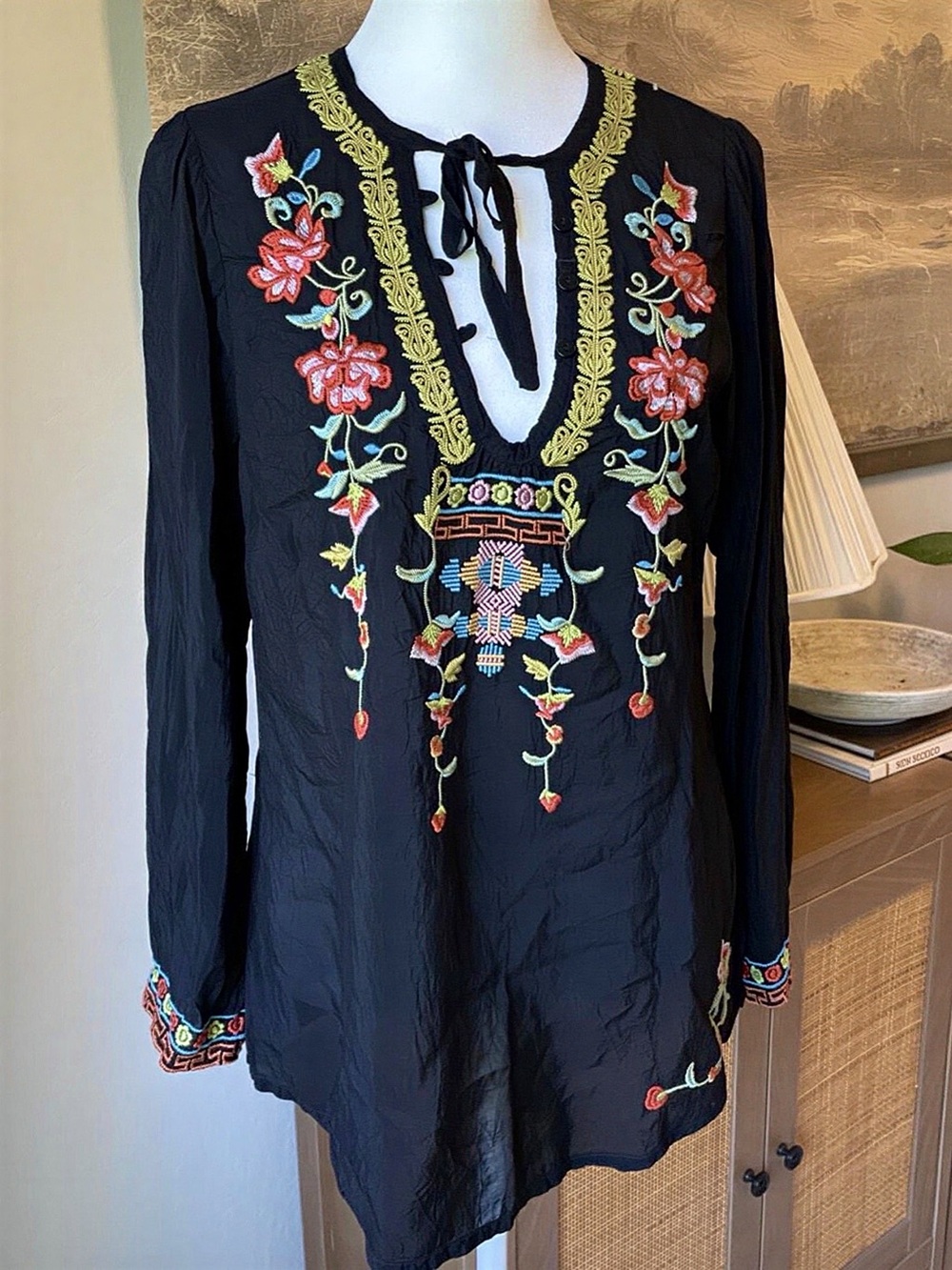 Johnny Was Floral Embroidered Tunic Blouse Crinkled Cupra Rayon